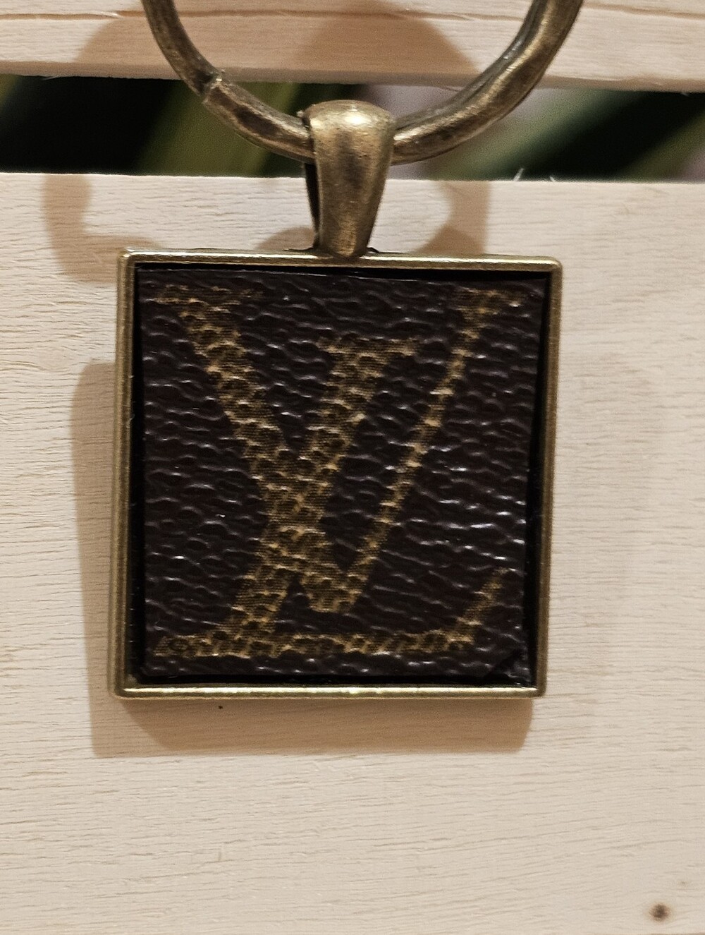 Louis Vuitton Piece In Pendant On Keychain/Bag Charm - Picture 3 of 6